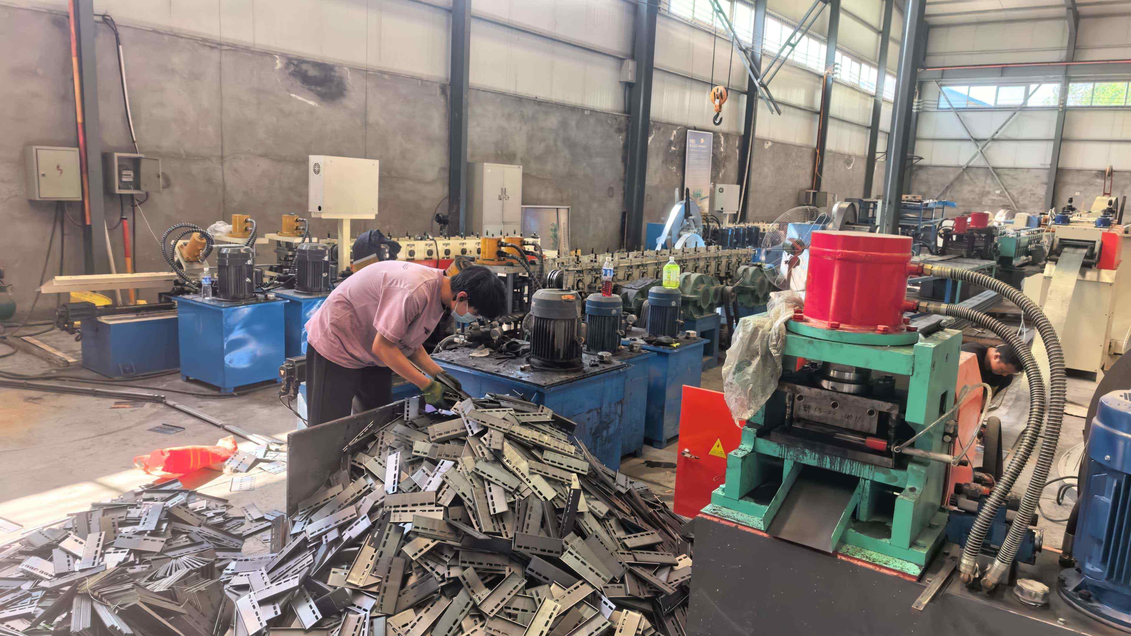 长沙市热浸锌桥架镀锌桥架 - 厂家